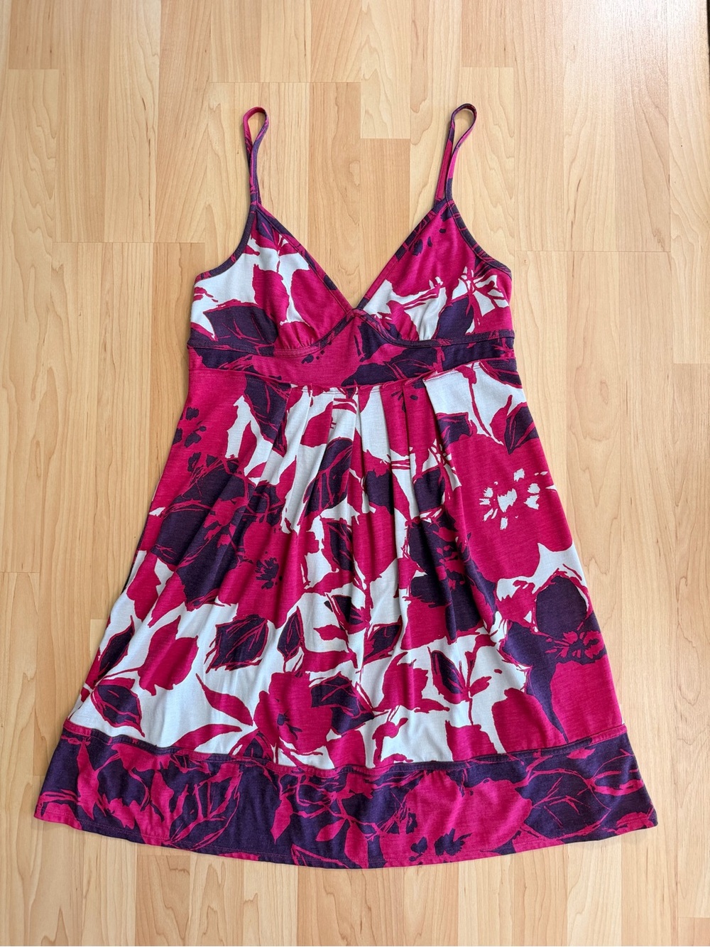 American Eagle Floral V-Neck Spaghetti Strap Dress in Magenta and Dark Plum